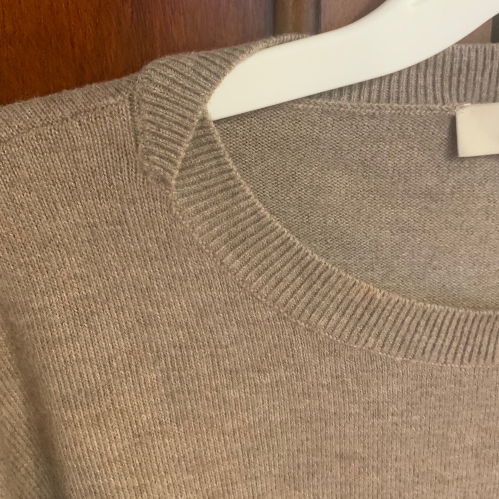 Sweater - Picture 3 of 3